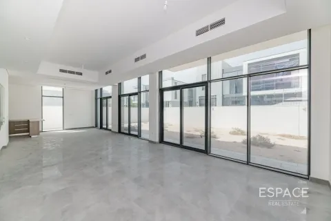 Villa en alquiler en Al Furjan, Dubai, EAU 5 dormitorios, 418 m2 № 650091 - foto 2