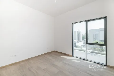 Villa en alquiler en Al Furjan, Dubai, EAU 5 dormitorios, 418 m2 № 650091 - foto 14