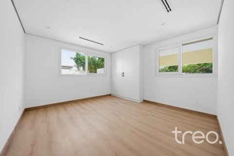 Vilë në Meadows, Dubai, Emiratet e Bashkuara Arabe 5 dhoma gjumi, 84.17 m2. № 755471 - Foto 14
