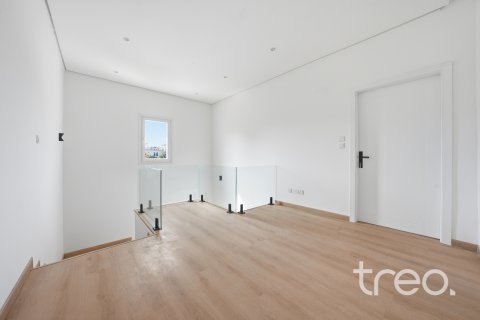 Vilë në Meadows, Dubai, Emiratet e Bashkuara Arabe 5 dhoma gjumi, 84.17 m2. № 755471 - Foto 11