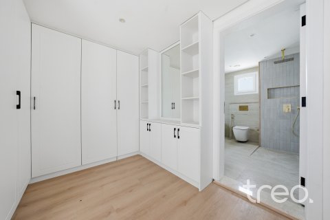 Vilë në Meadows, Dubai, Emiratet e Bashkuara Arabe 5 dhoma gjumi, 84.17 m2. № 755471 - Foto 19