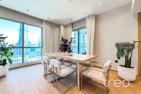 Üürile anda korter asukohaga Burj Khalifa, Dubai, AÜE: 2 magamistoaga, 126.81 m² Nr 755472 - pilt 4