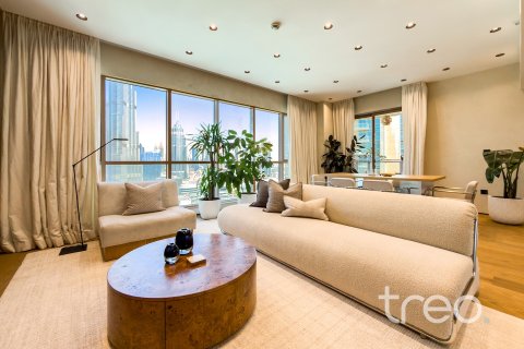 Üürile anda korter asukohaga Burj Khalifa, Dubai, AÜE: 2 magamistoaga, 126.81 m² Nr 755472 - pilt 2
