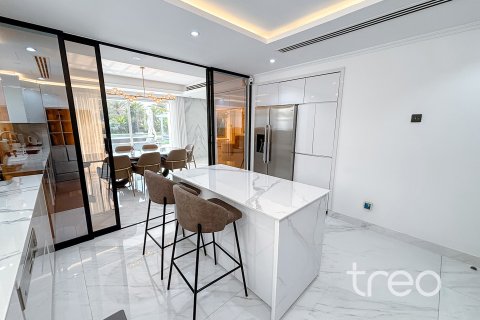 Vila di Jumeirah Park, Dubai, UEA 3 kamar tidur, 344.48 m2 nomor 755470 - foto 23
