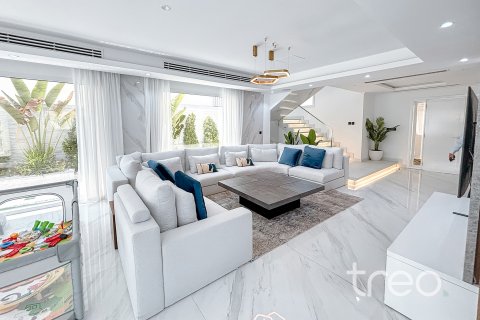 Vila di Jumeirah Park, Dubai, UEA 3 kamar tidur, 344.48 m2 nomor 755470 - foto 16