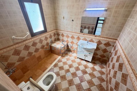 Vilë në Jumeirah, Dubai, Emiratet e Bashkuara Arabe 4 dhoma gjumi, 278.7 m2. № 616201 - Foto 15