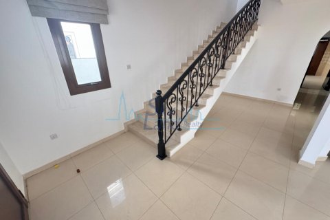 Vilë në Jumeirah, Dubai, Emiratet e Bashkuara Arabe 4 dhoma gjumi, 278.7 m2. № 616201 - Foto 7