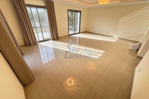 Vila v Umm Suqeim, Dubai, SAE 3 ložnice, 371.6 m² Č.: 616200 - fotografie 11
