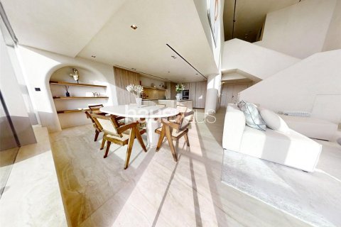 Apartment in International City, Dubai, UAE 2 bedrooms, 220 sq.m. № 626235 - photo 29