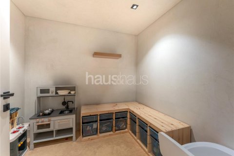 Apartment in International City, Dubai, UAE 2 bedrooms, 220 sq.m. № 626235 - photo 23