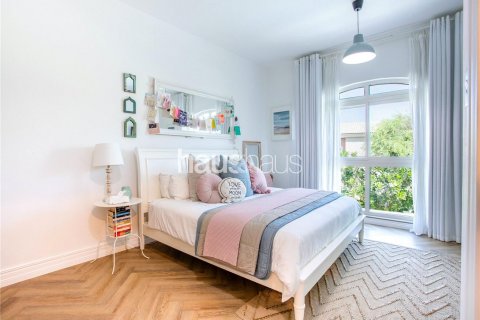 Vila di Dubai Sports City, UAE 5 bilik tidur, 446 meter persegi № 626182 - foto 21