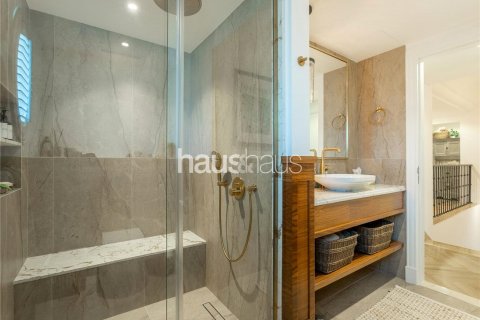 Vila di Dubai Sports City, UAE 5 bilik tidur, 446 meter persegi № 626182 - foto 27
