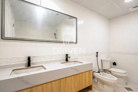 阿联酋 Dubai Motor City 待租 : 3 卧, 231 平方米 , 编号684115 - 照片 15