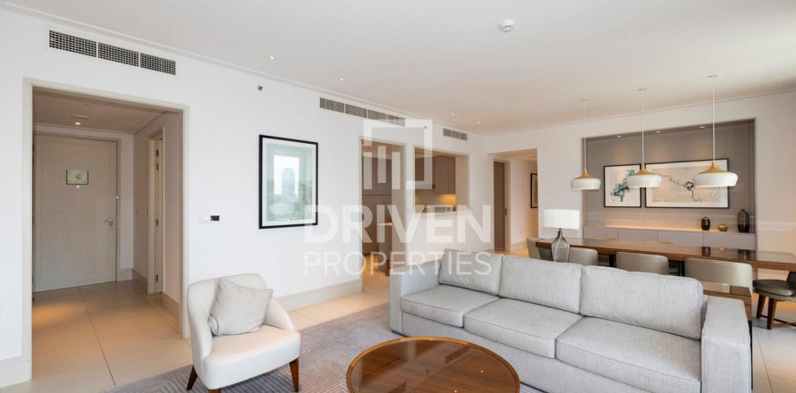 Apartamento en Downtown Dubai (Downtown Burj Dubai), Dubai, EAU 3 dormitorios, 184 m² № 684171