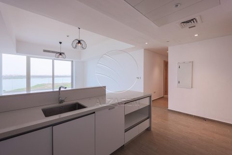 Appartamento in affitto a Yas Island, Abu Dhabi, EAU 2 camere da letto, 136 mq. № 615359 - foto 13