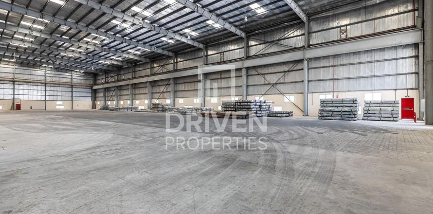 Varasto Jebel Ali, Dubai, Arabiemiraatit 4498.37 m2 № 747075