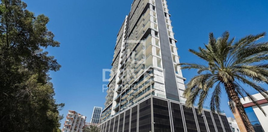 Negozio a Jumeirah Village Circle, Dubai, EAU 114.27 mq. № 747077