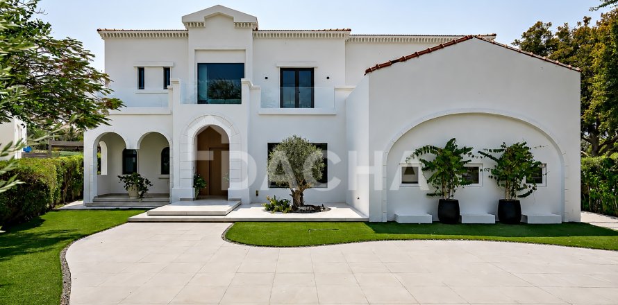 Villa in Jumeirah Islands, Dubai, VAE 5 slaapkamers, 571 vr.m. nr 755076