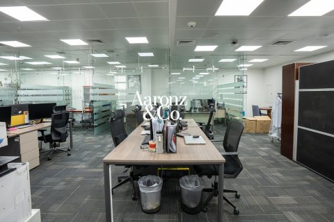 Birojs Business Bay, Dubaijā, AAE 564 m2 Nr. 722582 - attēls 4