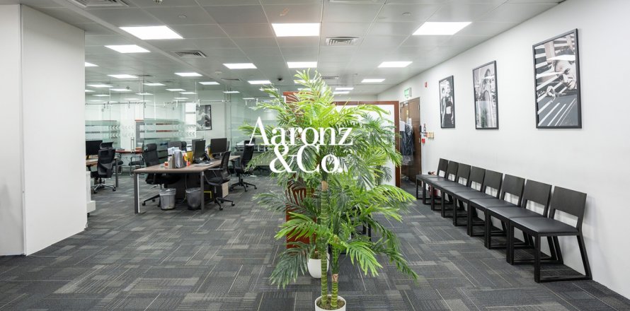 Birojs Business Bay, Dubaijā, AAE 564 m2 Nr. 722582
