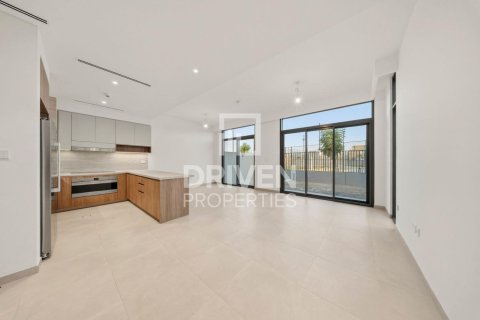 Kamienica do wynajęcia w Mudon, Dubai, ZEA 4 sypialnie, 248.33 mkw., nr 768470 - zdjęcie 1