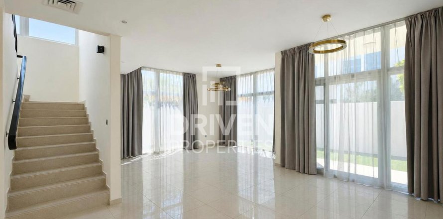 Villa sa Dubai, UAE 6 silid-tulugan, 322 sq.m. № 768472
