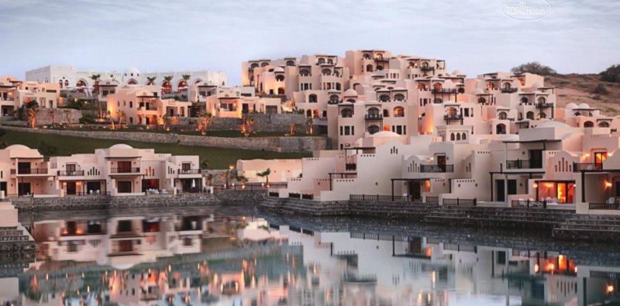 Ras Al Khaimah, UAE의 빌라 침실 1개, 139제곱미터 번호 689894