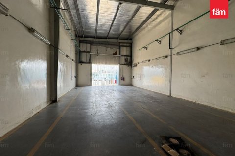 Almacén en alquiler en Al Quoz, Dubai, EAU 204.4 m2 № 692973 - foto 2
