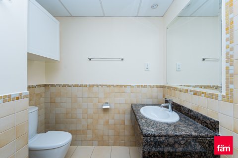 Пәтер Дубай, БАӘ-да 3 жатын бөлмелер, 185.3 м² № 692971 - фото 26