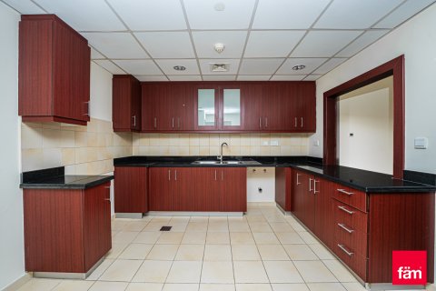 Пәтер Дубай, БАӘ-да 3 жатын бөлмелер, 185.3 м² № 692971 - фото 7