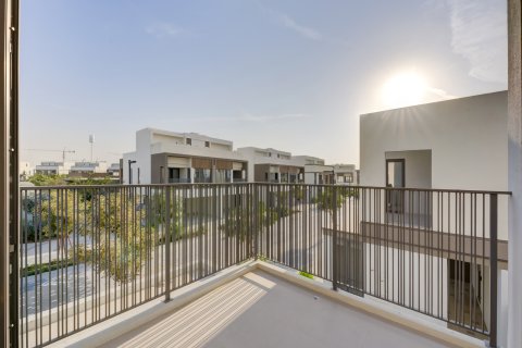 Villa Dubai Sports Cityjā, AAE 4 istabas, 213 m2 Nr. 739617 - attēls 4