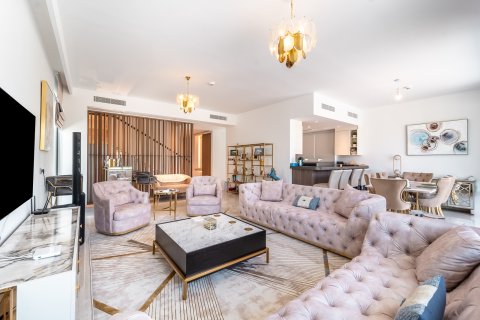 Villa en venta en Dubai Sports City, Dubai, EAU 4 dormitorios, 377 m2 № 739618 - foto 5
