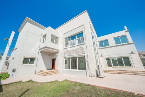 Vila v Al Barsha, Dubai, SAE 6 ložnice, 929 m² Č.: 664648 - fotografie 2