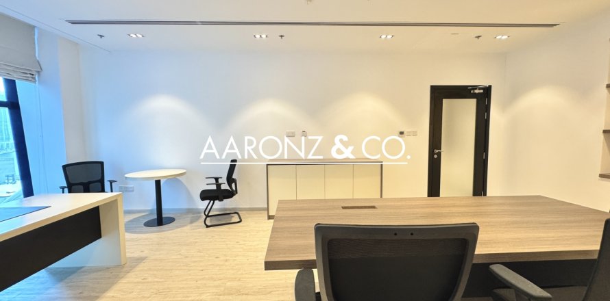 Kancelář v Business Bay, Dubai, SAE 248 m² Č.: 670560