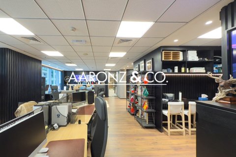 Kantoor te koop in Jumeirah Lake Towers, Dubai, VAE 230.4 vr.m., nr 670505 - foto 9