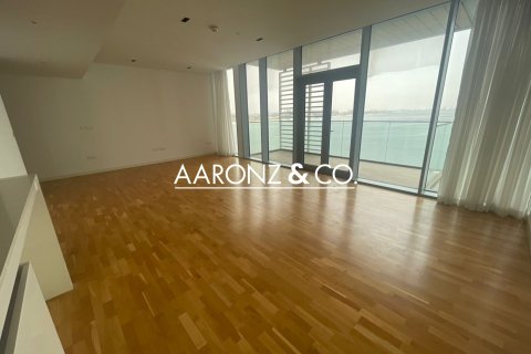 Apartmen di Bluewaters, Dubai, UAE 2 bilik tidur, 134.7 meter persegi № 670500 - foto 3