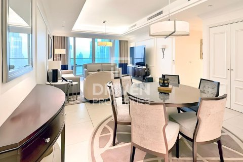 Huoneisto Downtown Dubai (Downtown Burj Dubai), Arabiemiraatit 2 makuuhuonetta, 163 m2 № 683268 - kuva 7
