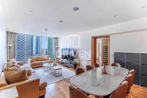 Apartamento en venta en Downtown Dubai (Downtown Burj Dubai), Dubai, EAU 2 dormitorios, 152 m2 № 683288 - foto 2
