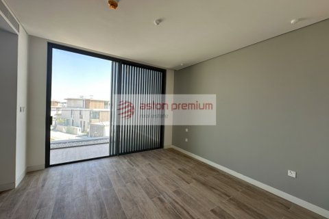 Villa en alquiler en Nadd Al Sheba, Dubai, EAU 5 dormitorios, 603 m2 № 693634 - foto 16