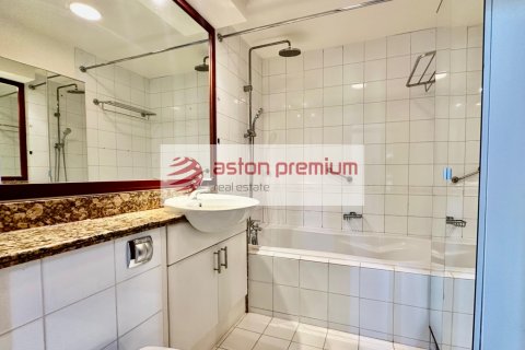 Apartment in Dubai Marina, UAE 3 bedrooms, 216 sq.m. № 726036 - photo 18