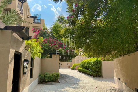 Appartamento in affitto a Old Town, Dubai, EAU 2 camere da letto, 119 mq. № 619844 - foto 22