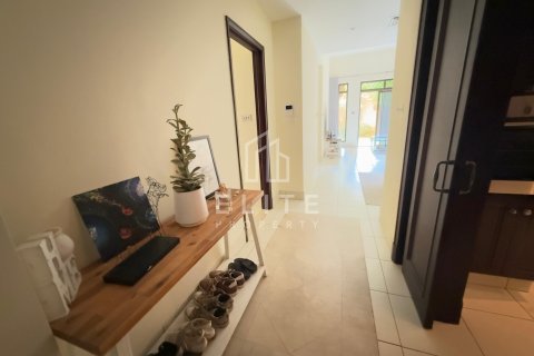 Appartamento in affitto a Old Town, Dubai, EAU 2 camere da letto, 119 mq. № 619844 - foto 11