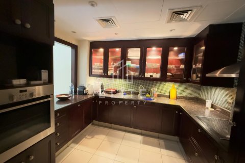 Appartamento in affitto a Old Town, Dubai, EAU 2 camere da letto, 119 mq. № 619844 - foto 8