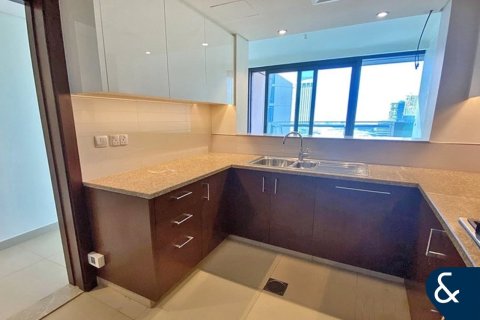 Apartament në Downtown Dubai (Downtown Burj Dubai), Emiratet e Bashkuara Arabe 3 dhoma gjumi, 180 m2. № 666623 - Foto 6