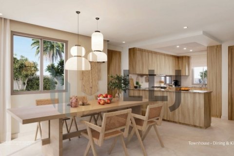Townhouse in Abu Dhabi, UAE 3 bedrooms, 152.4 sq.m. № 580019 - photo 10