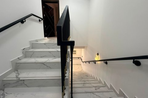 Dubai Science Park, UAE의 임대용 아파트 침실 3개, 219.25제곱미터 번호 764242 - 사진 12