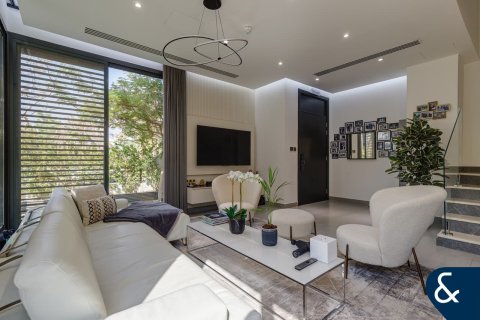 Купить виллу в Джумейра Вилладж Серкл, Дубай, ОАЭ 4 спальни, 402м2, № 666525 - фото 2