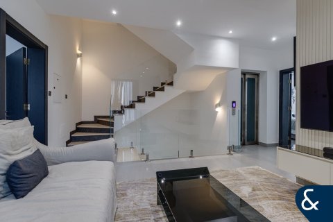 Купить виллу в Джумейра Вилладж Серкл, Дубай, ОАЭ 4 спальни, 402м2, № 666525 - фото 24