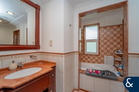 Huvila Dubai Sports City, Dubai, Arabiemiraatit 5 makuuhuonetta, 542 m2 № 666528 - kuva 11