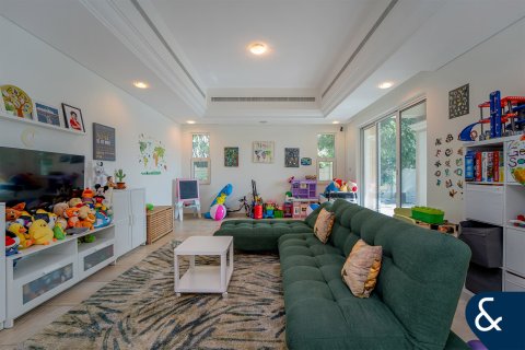 Huvila Dubai Sports City, Dubai, Arabiemiraatit 5 makuuhuonetta, 542 m2 № 666528 - kuva 7